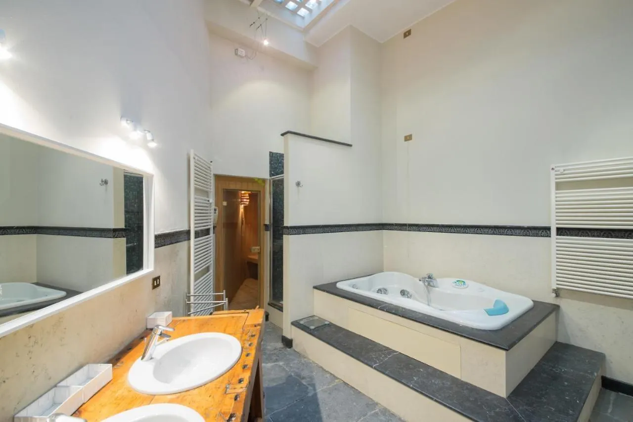 Loft In Navigli District With Jacuzzi & Sauna - Papiniano Milan